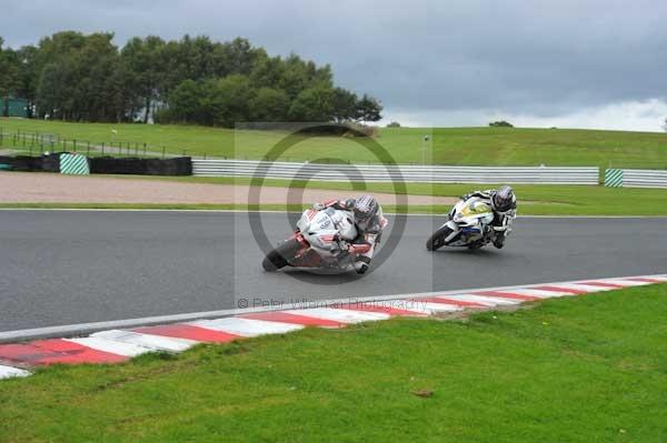 Motorcycle action photographs;Trackday digital images;event digital images;eventdigitalimages;no limits trackday;oulton park;oulton park circuit cheshire;oulton park photographs;peter wileman photography;trackday;trackday photos