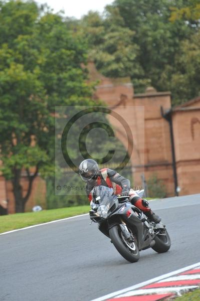 Motorcycle action photographs;Trackday digital images;event digital images;eventdigitalimages;no limits trackday;oulton park;oulton park circuit cheshire;oulton park photographs;peter wileman photography;trackday;trackday photos