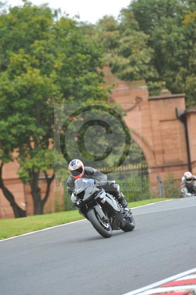 Motorcycle action photographs;Trackday digital images;event digital images;eventdigitalimages;no limits trackday;oulton park;oulton park circuit cheshire;oulton park photographs;peter wileman photography;trackday;trackday photos