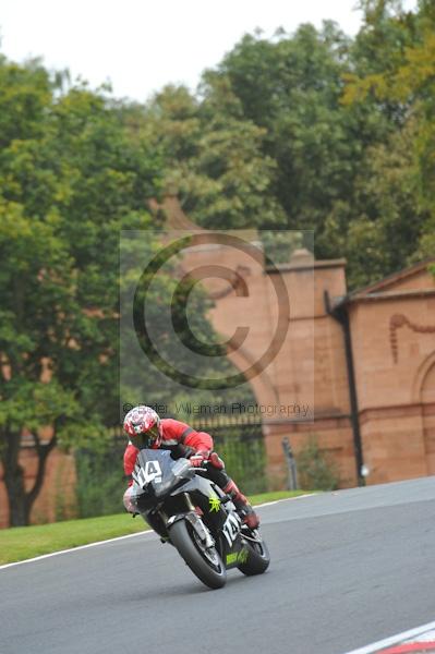 Motorcycle action photographs;Trackday digital images;event digital images;eventdigitalimages;no limits trackday;oulton park;oulton park circuit cheshire;oulton park photographs;peter wileman photography;trackday;trackday photos