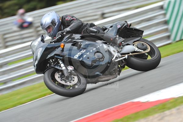 Motorcycle action photographs;Trackday digital images;event digital images;eventdigitalimages;no limits trackday;oulton park;oulton park circuit cheshire;oulton park photographs;peter wileman photography;trackday;trackday photos