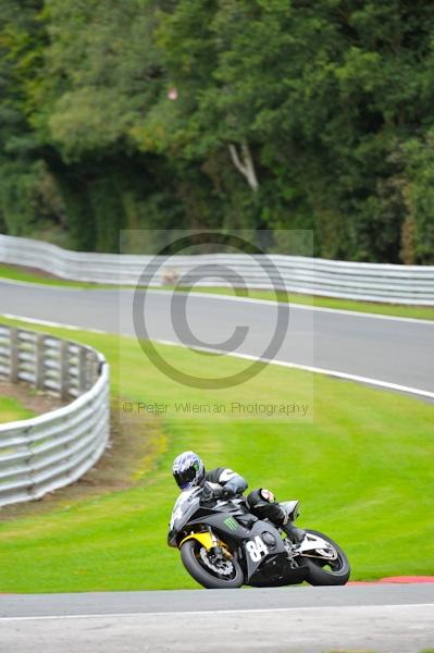 Motorcycle action photographs;Trackday digital images;event digital images;eventdigitalimages;no limits trackday;oulton park;oulton park circuit cheshire;oulton park photographs;peter wileman photography;trackday;trackday photos