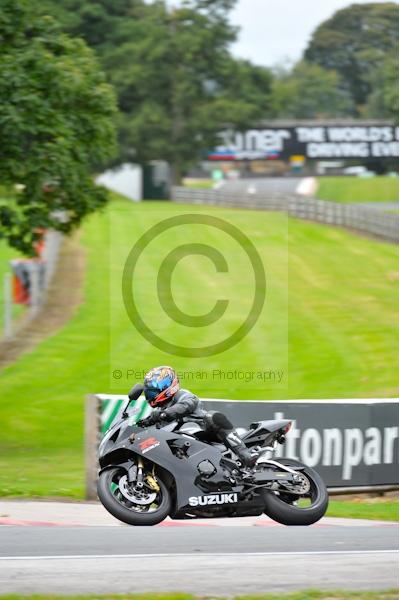 Motorcycle action photographs;Trackday digital images;event digital images;eventdigitalimages;no limits trackday;oulton park;oulton park circuit cheshire;oulton park photographs;peter wileman photography;trackday;trackday photos