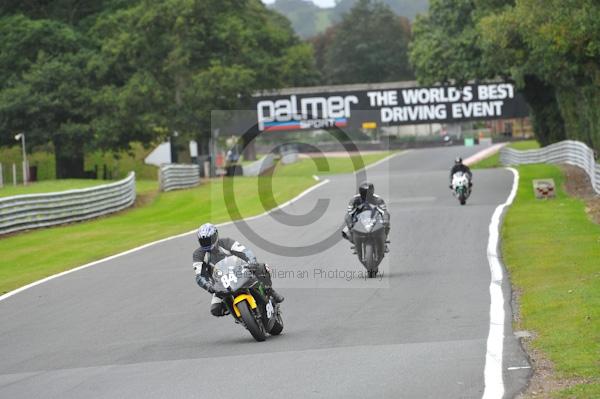 Motorcycle action photographs;Trackday digital images;event digital images;eventdigitalimages;no limits trackday;oulton park;oulton park circuit cheshire;oulton park photographs;peter wileman photography;trackday;trackday photos