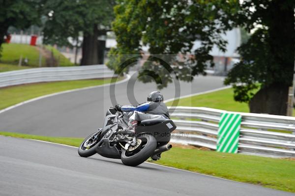 Motorcycle action photographs;Trackday digital images;event digital images;eventdigitalimages;no limits trackday;oulton park;oulton park circuit cheshire;oulton park photographs;peter wileman photography;trackday;trackday photos