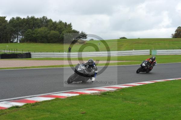 Motorcycle action photographs;Trackday digital images;event digital images;eventdigitalimages;no limits trackday;oulton park;oulton park circuit cheshire;oulton park photographs;peter wileman photography;trackday;trackday photos