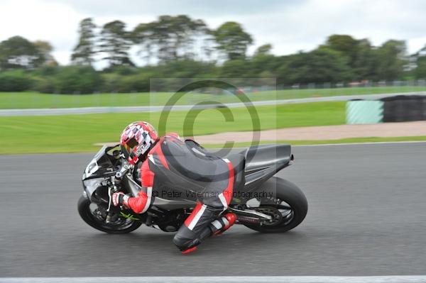 Motorcycle action photographs;Trackday digital images;event digital images;eventdigitalimages;no limits trackday;oulton park;oulton park circuit cheshire;oulton park photographs;peter wileman photography;trackday;trackday photos