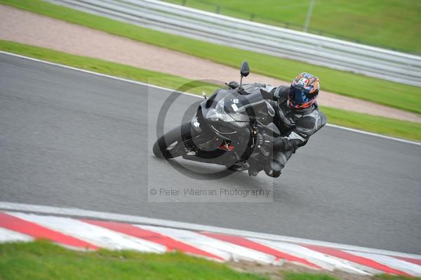 Motorcycle action photographs;Trackday digital images;event digital images;eventdigitalimages;no limits trackday;oulton park;oulton park circuit cheshire;oulton park photographs;peter wileman photography;trackday;trackday photos