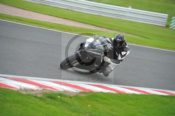 Motorcycle action photographs;Trackday digital images;event digital images;eventdigitalimages;no limits trackday;oulton park;oulton park circuit cheshire;oulton park photographs;peter wileman photography;trackday;trackday photos