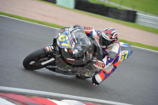 Motorcycle action photographs;Trackday digital images;event digital images;eventdigitalimages;no limits trackday;oulton park;oulton park circuit cheshire;oulton park photographs;peter wileman photography;trackday;trackday photos