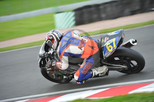 Motorcycle action photographs;Trackday digital images;event digital images;eventdigitalimages;no limits trackday;oulton park;oulton park circuit cheshire;oulton park photographs;peter wileman photography;trackday;trackday photos