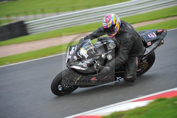 Motorcycle action photographs;Trackday digital images;event digital images;eventdigitalimages;no limits trackday;oulton park;oulton park circuit cheshire;oulton park photographs;peter wileman photography;trackday;trackday photos