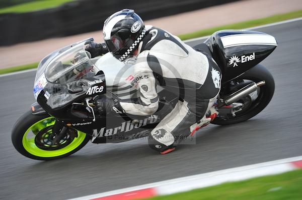 Motorcycle action photographs;Trackday digital images;event digital images;eventdigitalimages;no limits trackday;oulton park;oulton park circuit cheshire;oulton park photographs;peter wileman photography;trackday;trackday photos