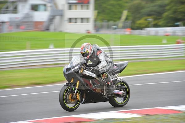 Motorcycle action photographs;Trackday digital images;event digital images;eventdigitalimages;no limits trackday;oulton park;oulton park circuit cheshire;oulton park photographs;peter wileman photography;trackday;trackday photos