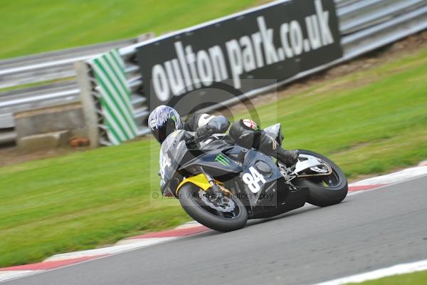 Motorcycle action photographs;Trackday digital images;event digital images;eventdigitalimages;no limits trackday;oulton park;oulton park circuit cheshire;oulton park photographs;peter wileman photography;trackday;trackday photos