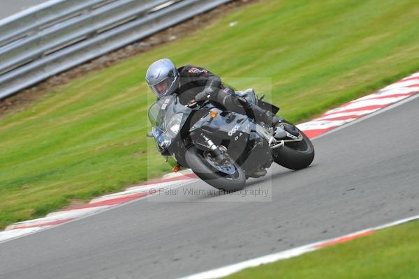 Motorcycle action photographs;Trackday digital images;event digital images;eventdigitalimages;no limits trackday;oulton park;oulton park circuit cheshire;oulton park photographs;peter wileman photography;trackday;trackday photos