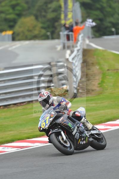 Motorcycle action photographs;Trackday digital images;event digital images;eventdigitalimages;no limits trackday;oulton park;oulton park circuit cheshire;oulton park photographs;peter wileman photography;trackday;trackday photos