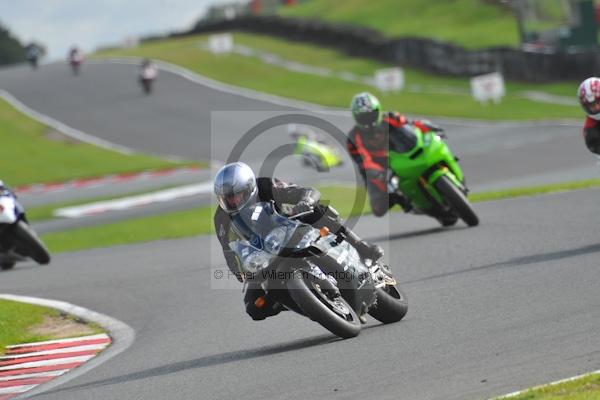 Motorcycle action photographs;Trackday digital images;event digital images;eventdigitalimages;no limits trackday;oulton park;oulton park circuit cheshire;oulton park photographs;peter wileman photography;trackday;trackday photos