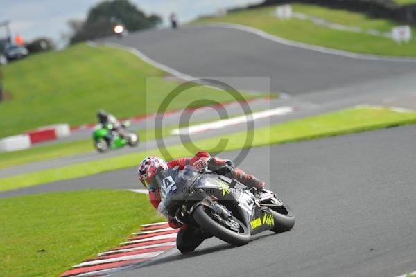 Motorcycle action photographs;Trackday digital images;event digital images;eventdigitalimages;no limits trackday;oulton park;oulton park circuit cheshire;oulton park photographs;peter wileman photography;trackday;trackday photos