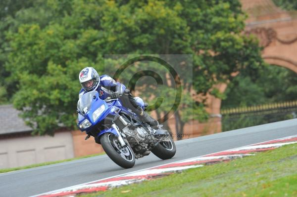 Motorcycle action photographs;Trackday digital images;event digital images;eventdigitalimages;no limits trackday;oulton park;oulton park circuit cheshire;oulton park photographs;peter wileman photography;trackday;trackday photos