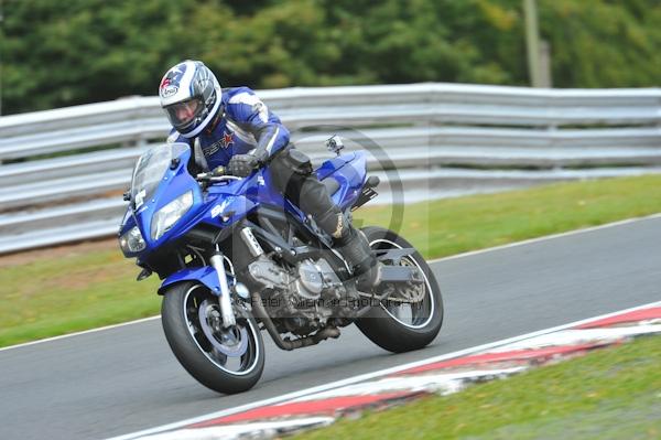 Motorcycle action photographs;Trackday digital images;event digital images;eventdigitalimages;no limits trackday;oulton park;oulton park circuit cheshire;oulton park photographs;peter wileman photography;trackday;trackday photos