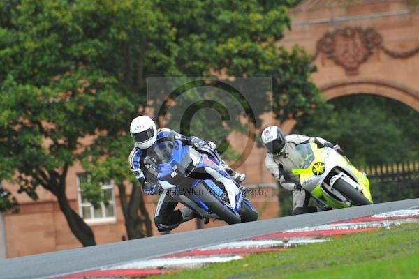 Motorcycle action photographs;Trackday digital images;event digital images;eventdigitalimages;no limits trackday;oulton park;oulton park circuit cheshire;oulton park photographs;peter wileman photography;trackday;trackday photos