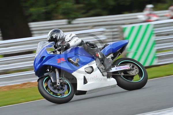 Motorcycle action photographs;Trackday digital images;event digital images;eventdigitalimages;no limits trackday;oulton park;oulton park circuit cheshire;oulton park photographs;peter wileman photography;trackday;trackday photos