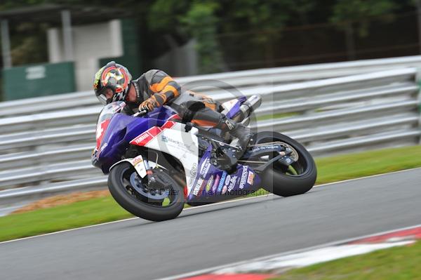 Motorcycle action photographs;Trackday digital images;event digital images;eventdigitalimages;no limits trackday;oulton park;oulton park circuit cheshire;oulton park photographs;peter wileman photography;trackday;trackday photos