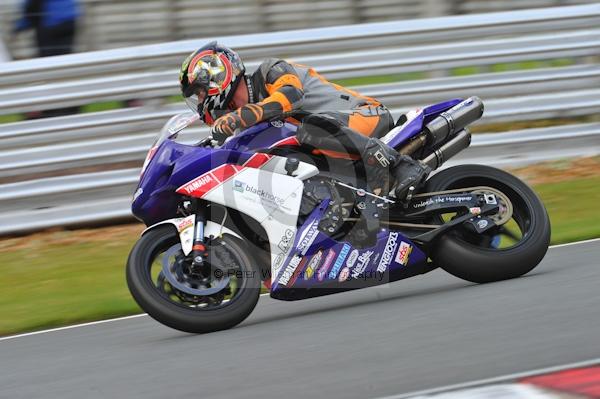 Motorcycle action photographs;Trackday digital images;event digital images;eventdigitalimages;no limits trackday;oulton park;oulton park circuit cheshire;oulton park photographs;peter wileman photography;trackday;trackday photos