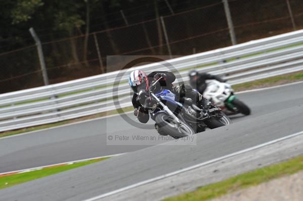 Motorcycle action photographs;Trackday digital images;event digital images;eventdigitalimages;no limits trackday;oulton park;oulton park circuit cheshire;oulton park photographs;peter wileman photography;trackday;trackday photos