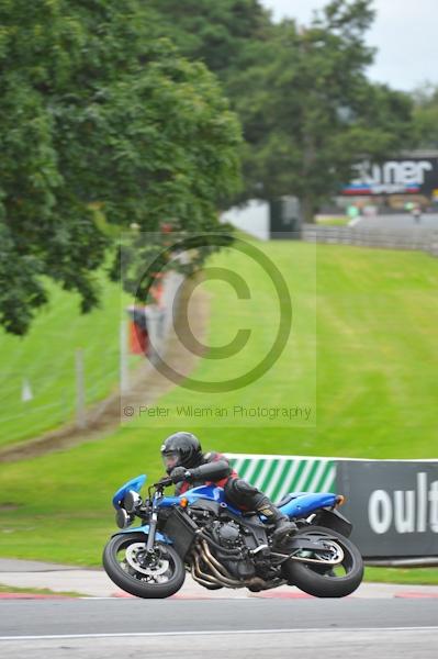 Motorcycle action photographs;Trackday digital images;event digital images;eventdigitalimages;no limits trackday;oulton park;oulton park circuit cheshire;oulton park photographs;peter wileman photography;trackday;trackday photos