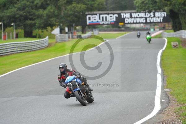 Motorcycle action photographs;Trackday digital images;event digital images;eventdigitalimages;no limits trackday;oulton park;oulton park circuit cheshire;oulton park photographs;peter wileman photography;trackday;trackday photos