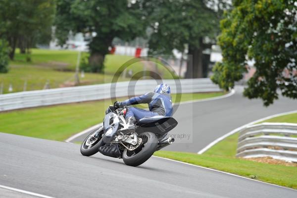 Motorcycle action photographs;Trackday digital images;event digital images;eventdigitalimages;no limits trackday;oulton park;oulton park circuit cheshire;oulton park photographs;peter wileman photography;trackday;trackday photos