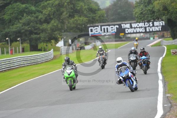 Motorcycle action photographs;Trackday digital images;event digital images;eventdigitalimages;no limits trackday;oulton park;oulton park circuit cheshire;oulton park photographs;peter wileman photography;trackday;trackday photos