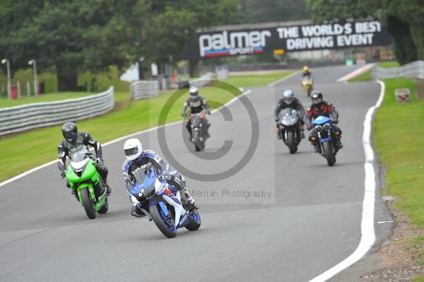 Motorcycle action photographs;Trackday digital images;event digital images;eventdigitalimages;no limits trackday;oulton park;oulton park circuit cheshire;oulton park photographs;peter wileman photography;trackday;trackday photos