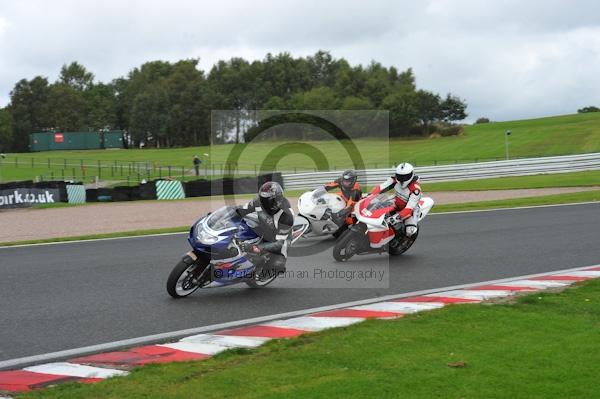 Motorcycle action photographs;Trackday digital images;event digital images;eventdigitalimages;no limits trackday;oulton park;oulton park circuit cheshire;oulton park photographs;peter wileman photography;trackday;trackday photos