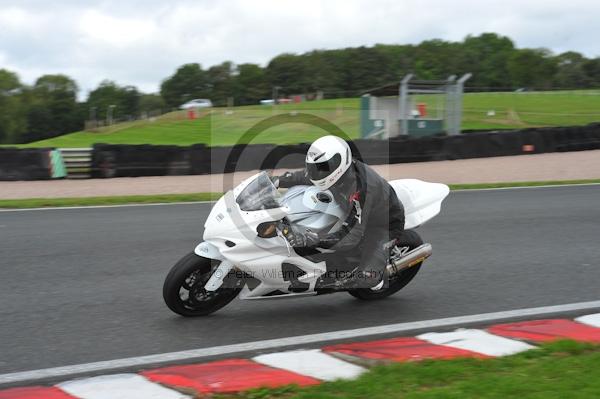 Motorcycle action photographs;Trackday digital images;event digital images;eventdigitalimages;no limits trackday;oulton park;oulton park circuit cheshire;oulton park photographs;peter wileman photography;trackday;trackday photos