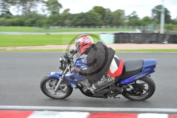 Motorcycle action photographs;Trackday digital images;event digital images;eventdigitalimages;no limits trackday;oulton park;oulton park circuit cheshire;oulton park photographs;peter wileman photography;trackday;trackday photos