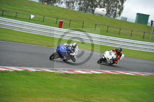 Motorcycle action photographs;Trackday digital images;event digital images;eventdigitalimages;no limits trackday;oulton park;oulton park circuit cheshire;oulton park photographs;peter wileman photography;trackday;trackday photos