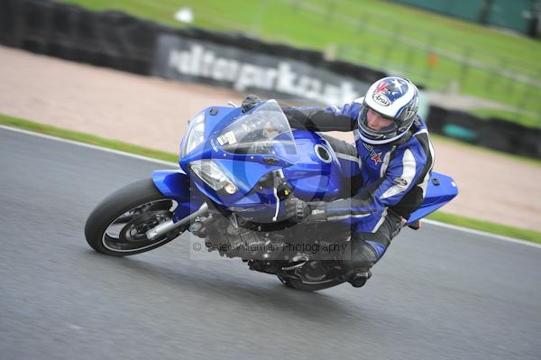 Motorcycle action photographs;Trackday digital images;event digital images;eventdigitalimages;no limits trackday;oulton park;oulton park circuit cheshire;oulton park photographs;peter wileman photography;trackday;trackday photos