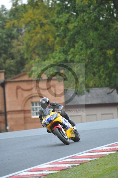 Motorcycle action photographs;Trackday digital images;event digital images;eventdigitalimages;no limits trackday;oulton park;oulton park circuit cheshire;oulton park photographs;peter wileman photography;trackday;trackday photos