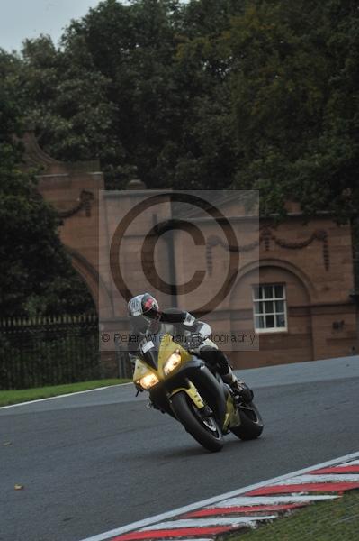 Motorcycle action photographs;Trackday digital images;event digital images;eventdigitalimages;no limits trackday;oulton park;oulton park circuit cheshire;oulton park photographs;peter wileman photography;trackday;trackday photos