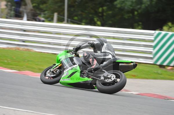 Motorcycle action photographs;Trackday digital images;event digital images;eventdigitalimages;no limits trackday;oulton park;oulton park circuit cheshire;oulton park photographs;peter wileman photography;trackday;trackday photos