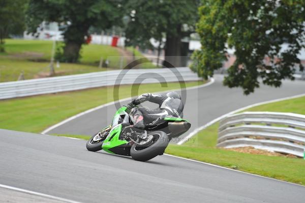 Motorcycle action photographs;Trackday digital images;event digital images;eventdigitalimages;no limits trackday;oulton park;oulton park circuit cheshire;oulton park photographs;peter wileman photography;trackday;trackday photos