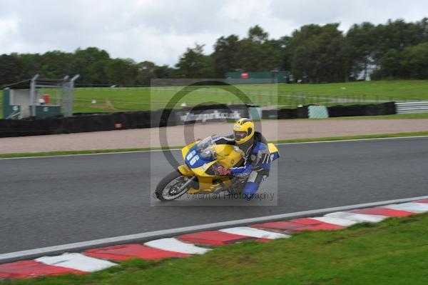 Motorcycle action photographs;Trackday digital images;event digital images;eventdigitalimages;no limits trackday;oulton park;oulton park circuit cheshire;oulton park photographs;peter wileman photography;trackday;trackday photos