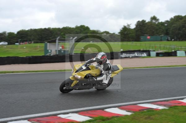 Motorcycle action photographs;Trackday digital images;event digital images;eventdigitalimages;no limits trackday;oulton park;oulton park circuit cheshire;oulton park photographs;peter wileman photography;trackday;trackday photos