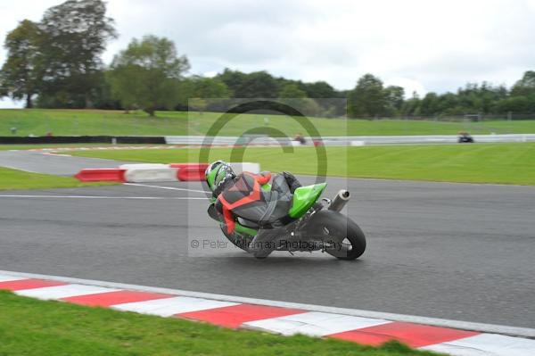 Motorcycle action photographs;Trackday digital images;event digital images;eventdigitalimages;no limits trackday;oulton park;oulton park circuit cheshire;oulton park photographs;peter wileman photography;trackday;trackday photos