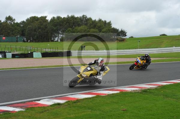 Motorcycle action photographs;Trackday digital images;event digital images;eventdigitalimages;no limits trackday;oulton park;oulton park circuit cheshire;oulton park photographs;peter wileman photography;trackday;trackday photos