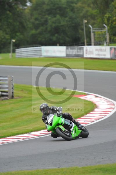 Motorcycle action photographs;Trackday digital images;event digital images;eventdigitalimages;no limits trackday;oulton park;oulton park circuit cheshire;oulton park photographs;peter wileman photography;trackday;trackday photos