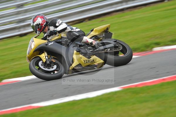 Motorcycle action photographs;Trackday digital images;event digital images;eventdigitalimages;no limits trackday;oulton park;oulton park circuit cheshire;oulton park photographs;peter wileman photography;trackday;trackday photos